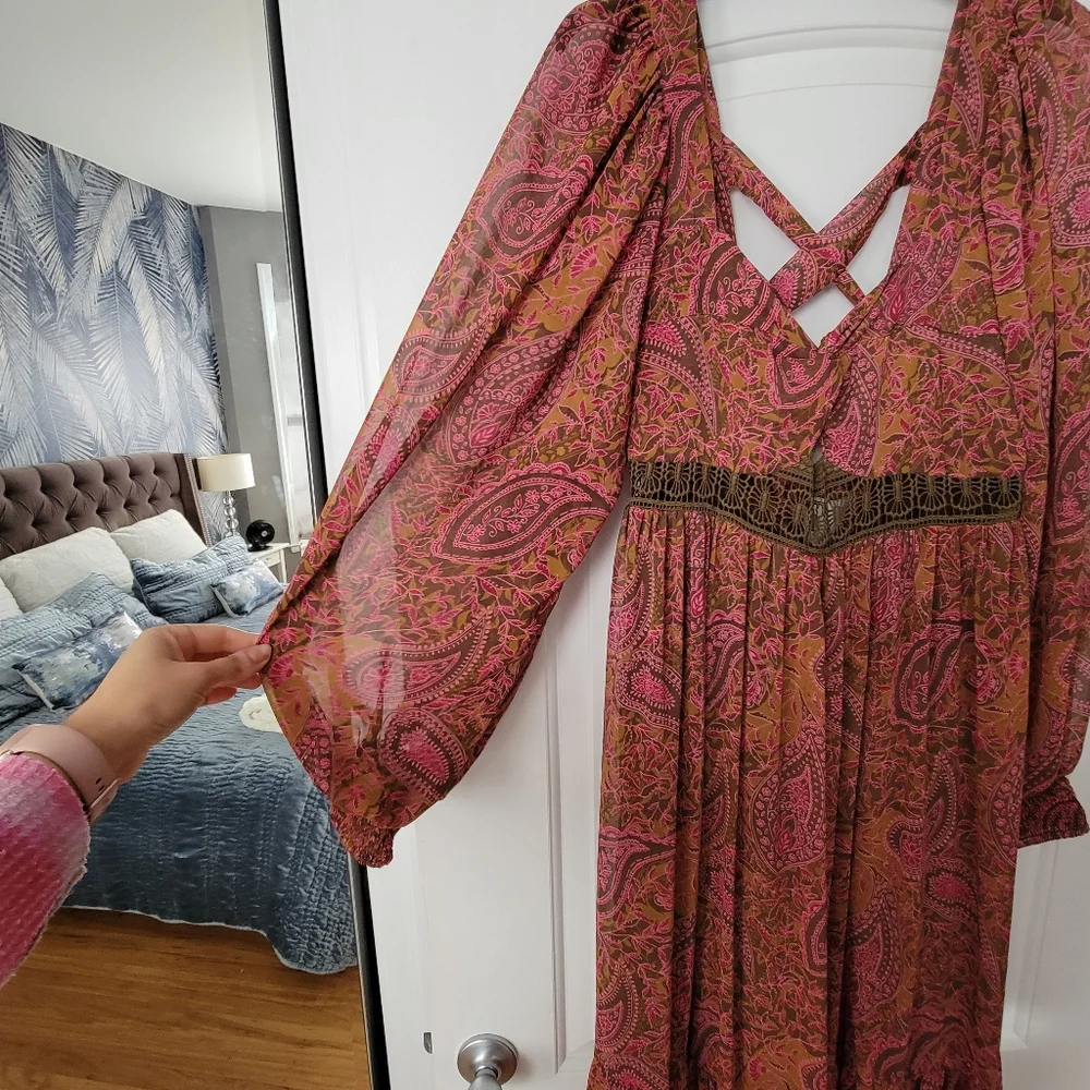 Free People reposhing this